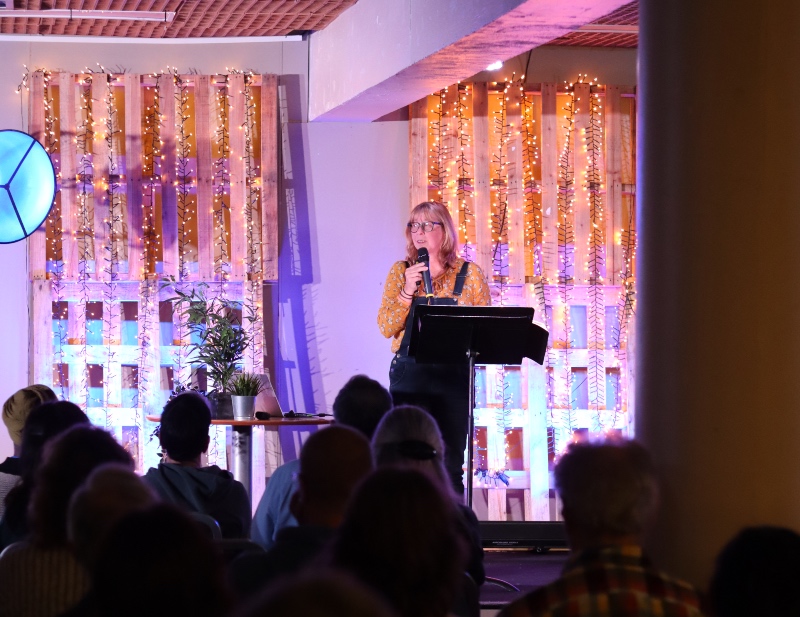 Lisa Holmes speaking at Fresh Streams