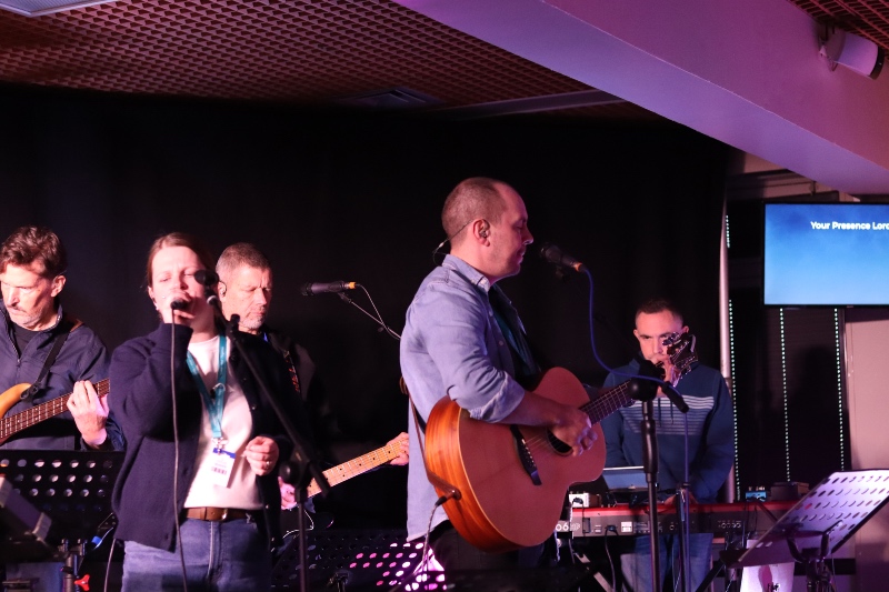 Fresh Streams worship band