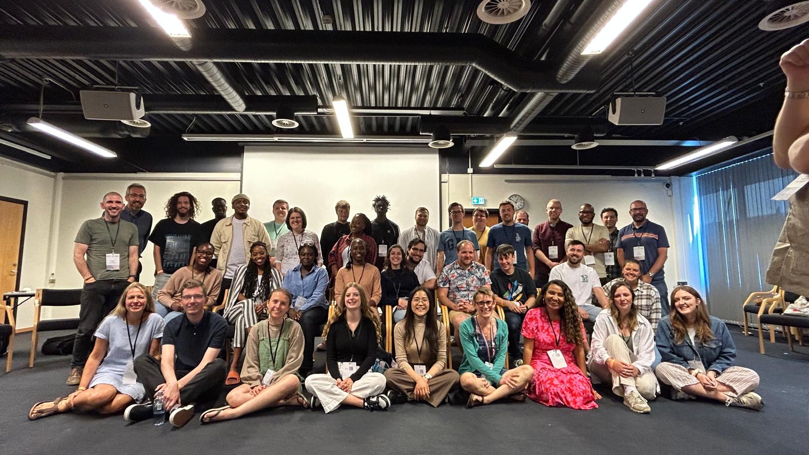 A photo of the previous cohort, SENT