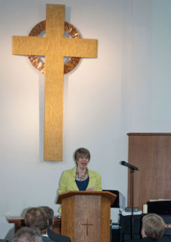 Lynn preaching 